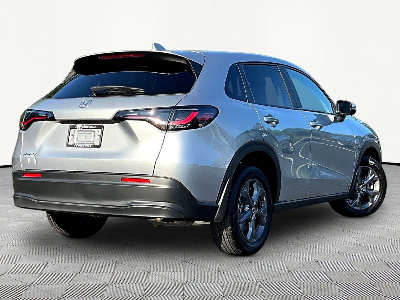 Certified 2026 Honda HR-V LX image 6