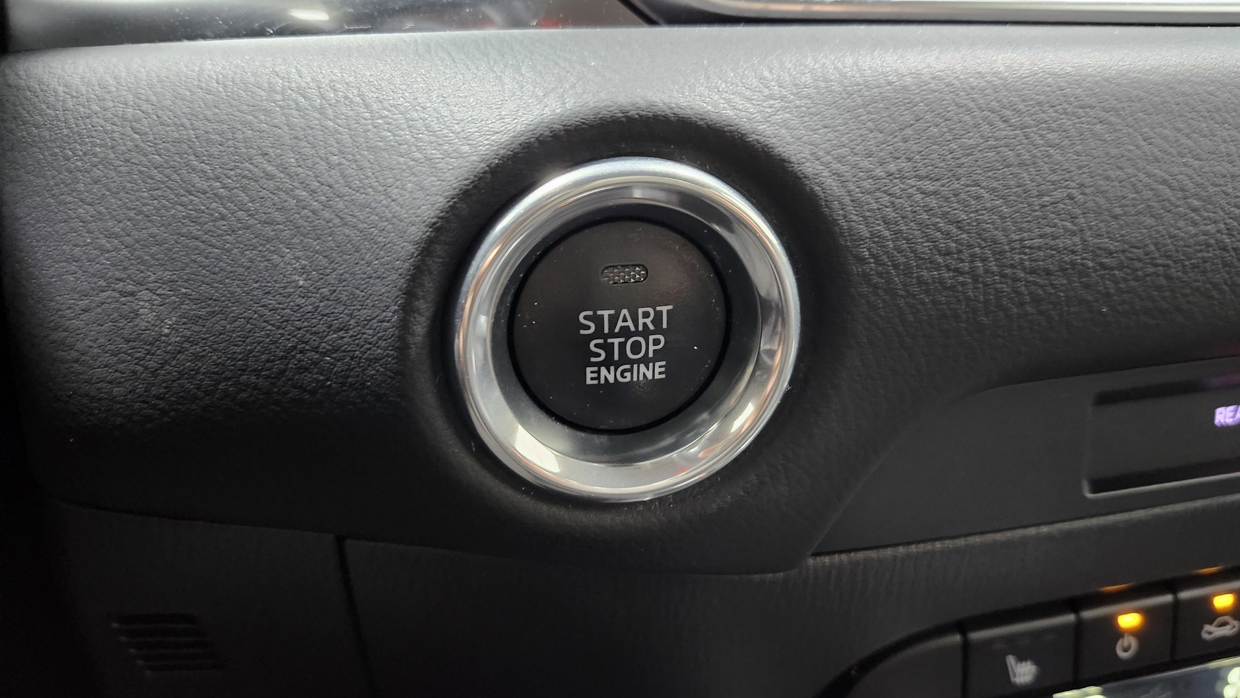 Used 2021 MAZDA CX-5 Carbon Edition image 9