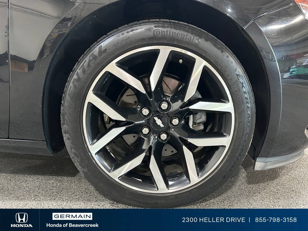 Used 2017 Chevrolet Impala Premier w/ Enhanced Convenience Package FWD image 12
