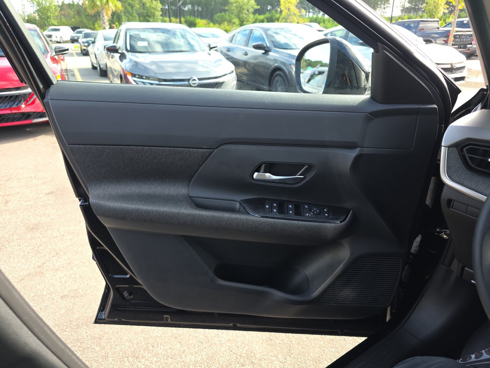 New 2027 Nissan Kicks SV FWD image 30