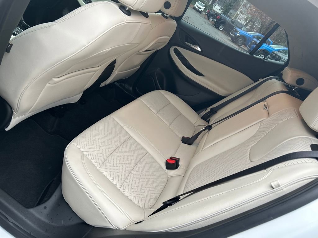 Used 2020 Buick Encore GX Essence w/ Advanced Technology Package image 24