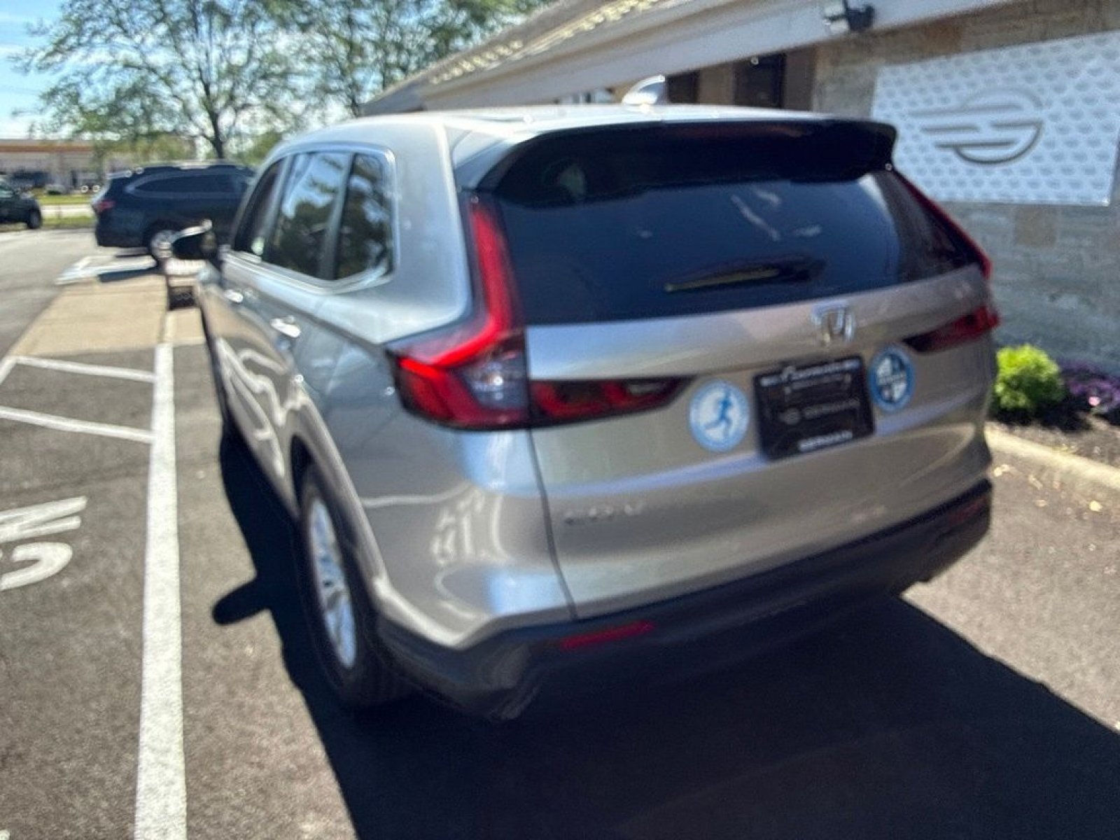 Used 2023 Honda CR-V EX image 13
