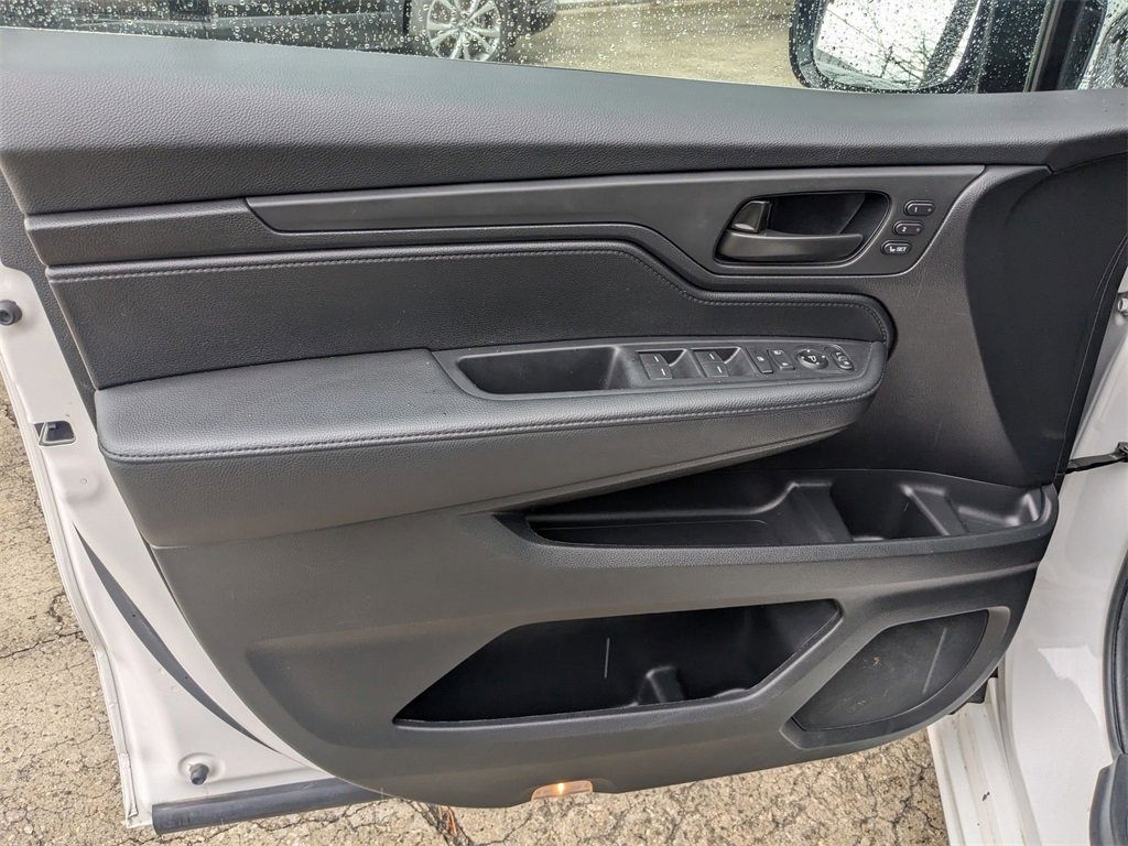 Used 2025 Honda Odyssey Sport-L image 11