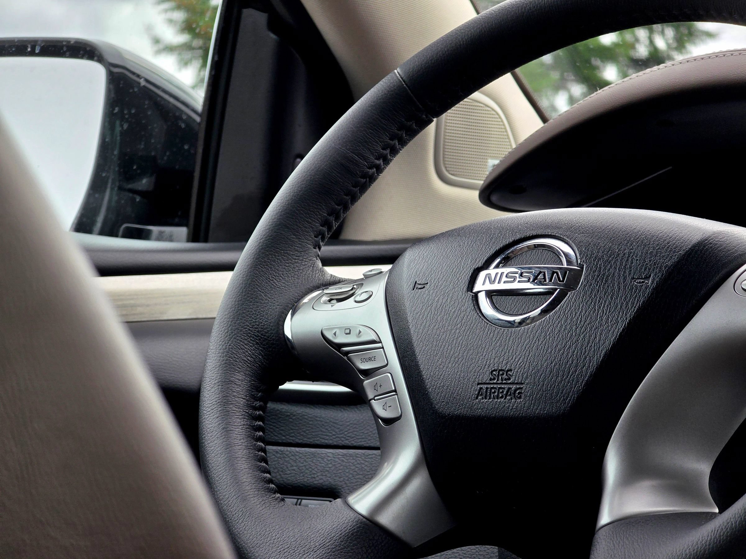Used 2015 Nissan Murano SL w/ Cargo Package FWD image 23
