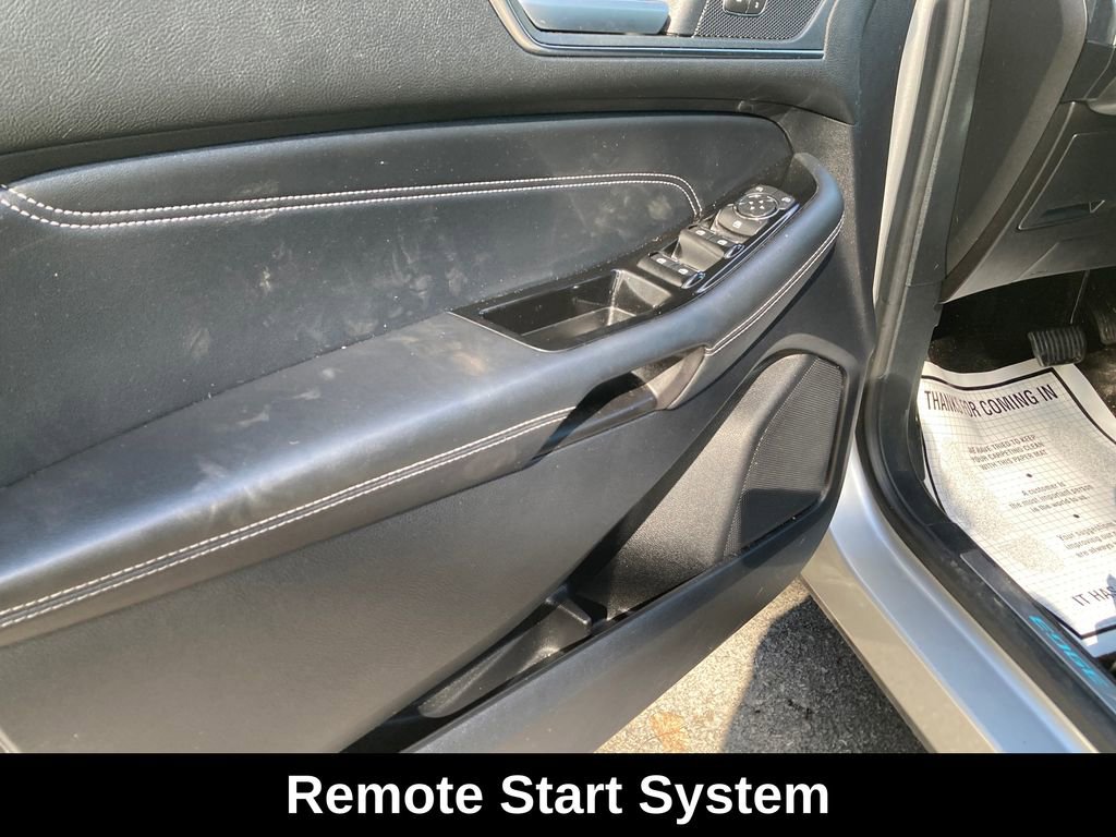 Used 2018 Ford Edge Titanium w/ Equipment Group 301A image 13