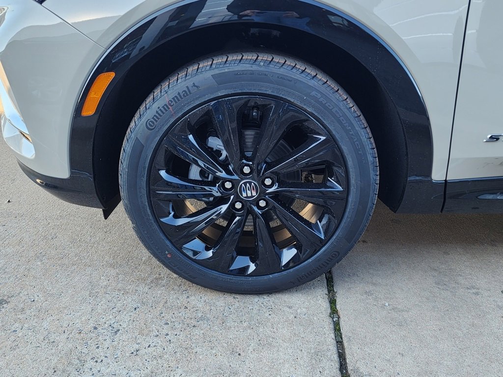 New 2026 Buick Envista Sport Touring w/ Studio Series image 52
