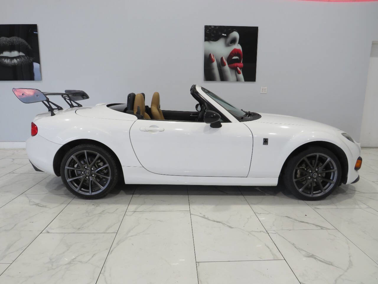 Used 2015 MAZDA MX-5 Miata Club RWD image 4