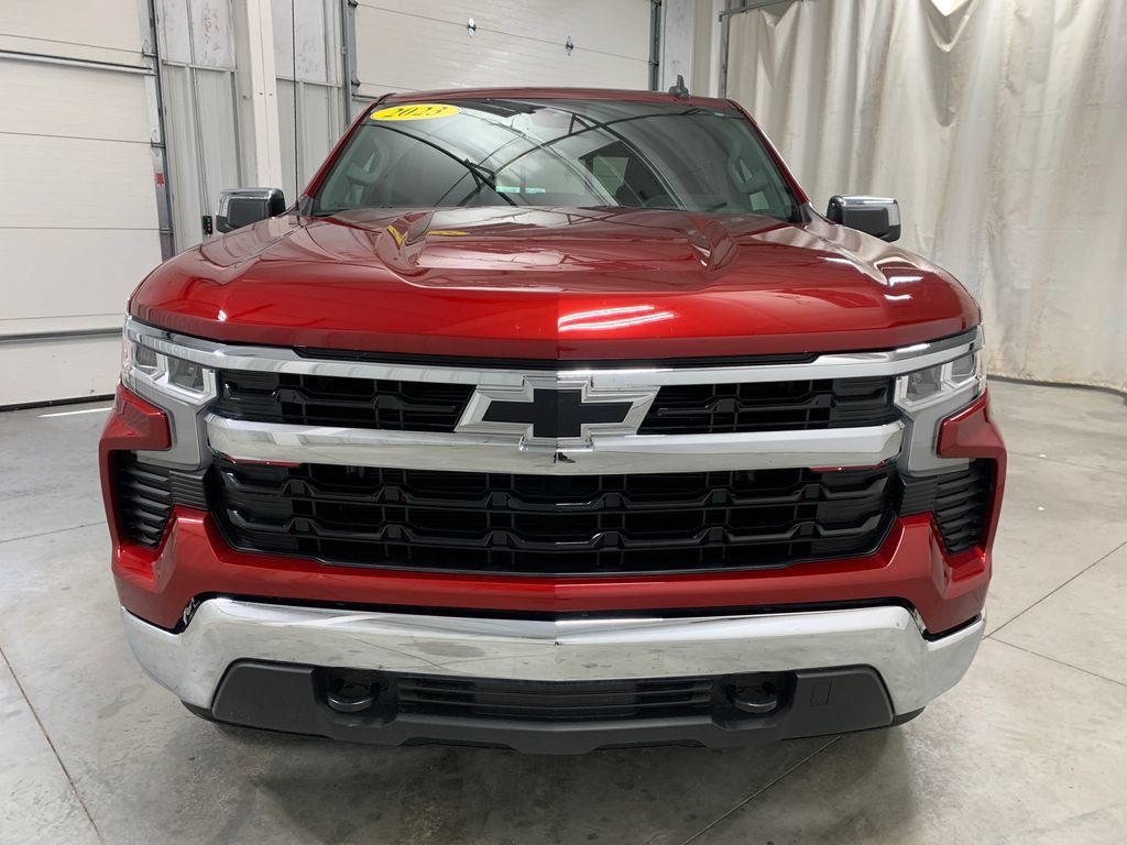 Used 2023 Chevrolet Silverado 1500 LT w/ Z71 Off-Road Package AWD/4WD image 15
