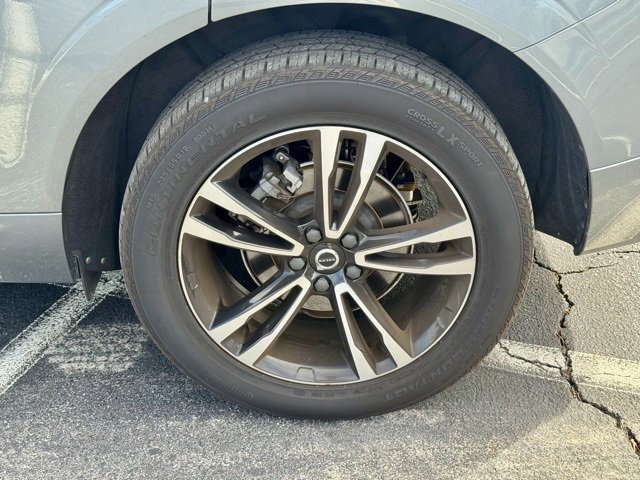 Used 2020 Volvo XC60 T5 Momentum w/ Protection Package Premier image 31