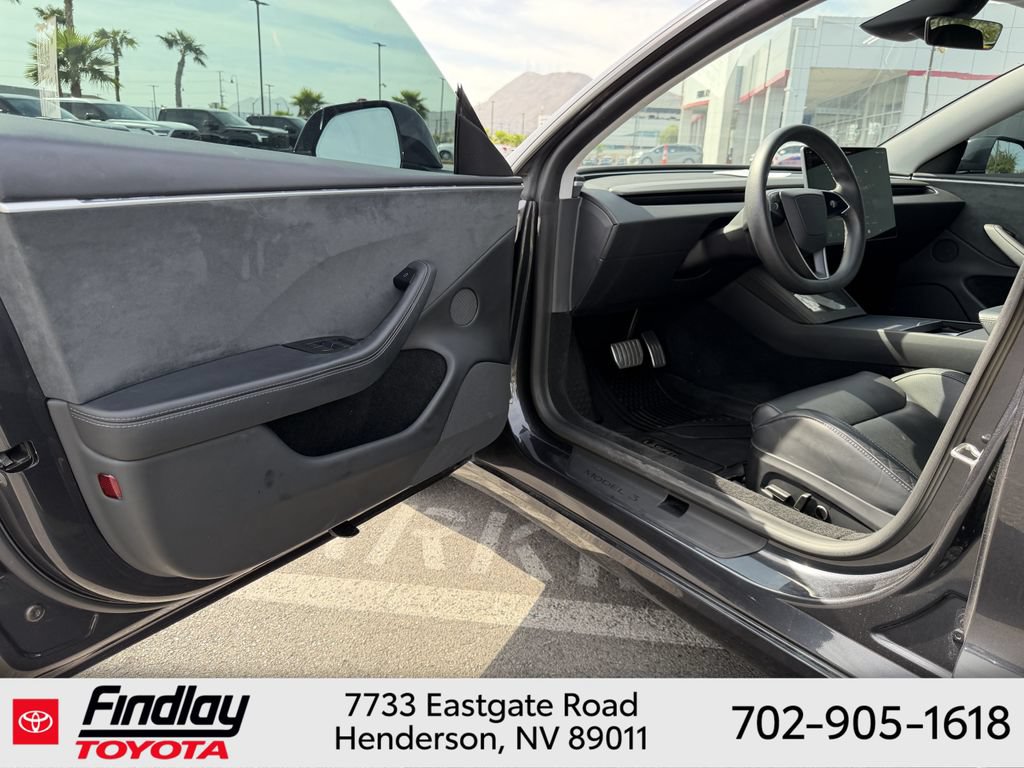 Used 2024 Tesla Model 3 Performance AWD/4WD image 5