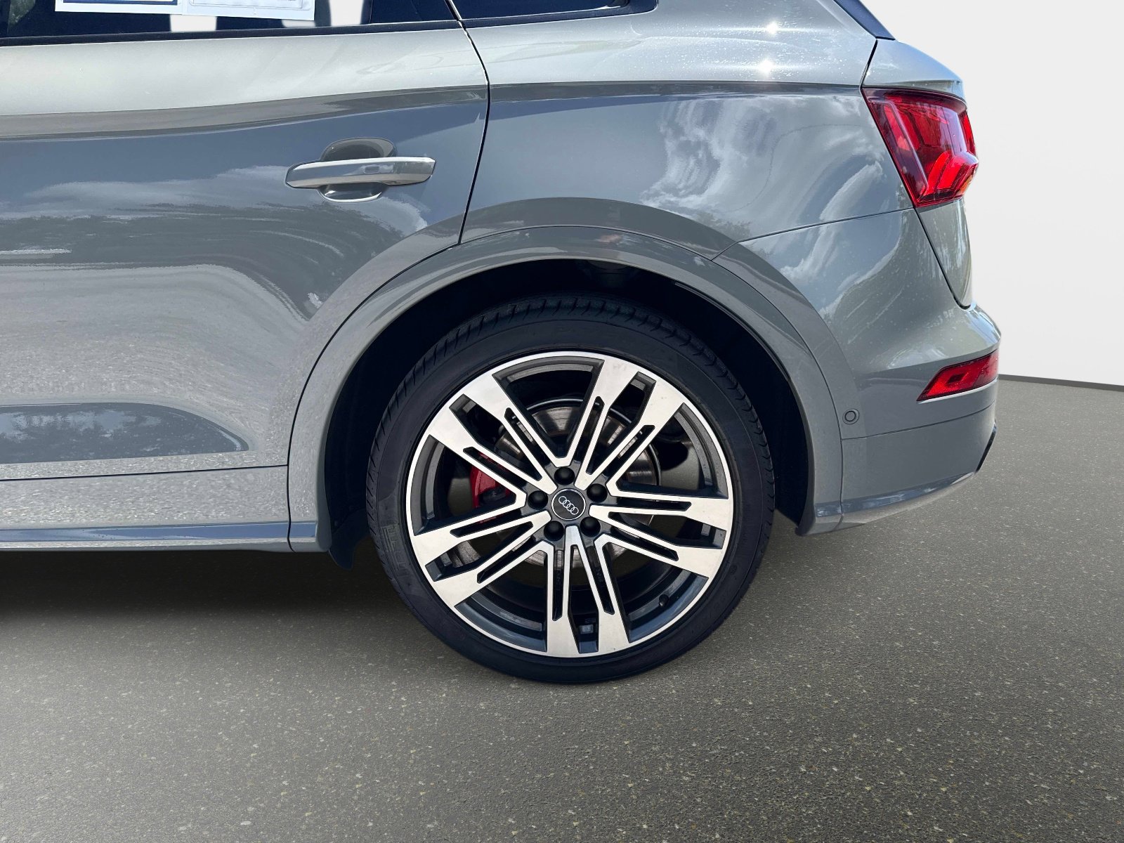 Used 2020 Audi SQ5 Prestige w/ Prestige Package AWD/4WD image 11