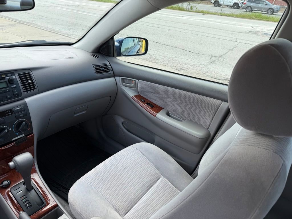 Used 2005 Toyota Corolla CE FWD image 13