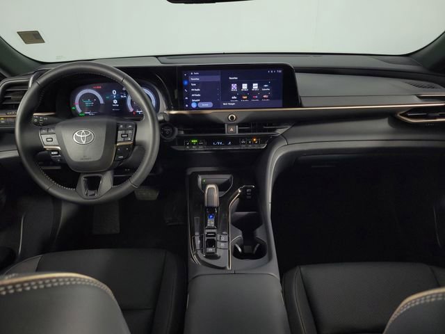 Used 2026 Toyota Crown XLE image 25