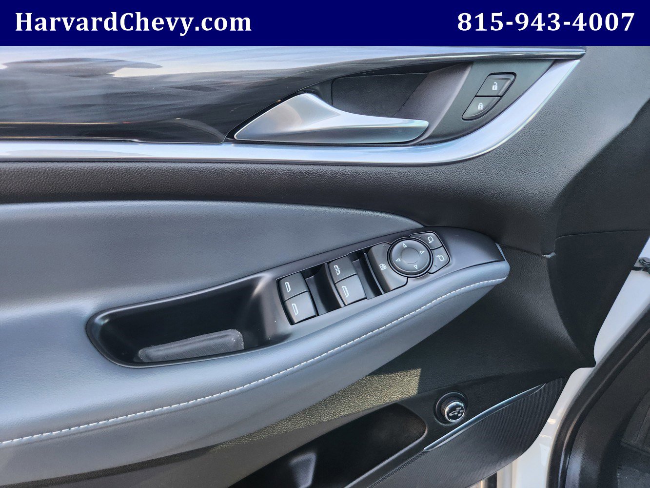 Used 2021 Buick Enclave Essence image 36