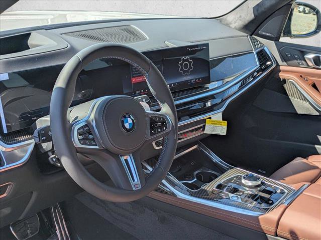 New 2026 BMW X7 M60i w/ Executive Package image 3