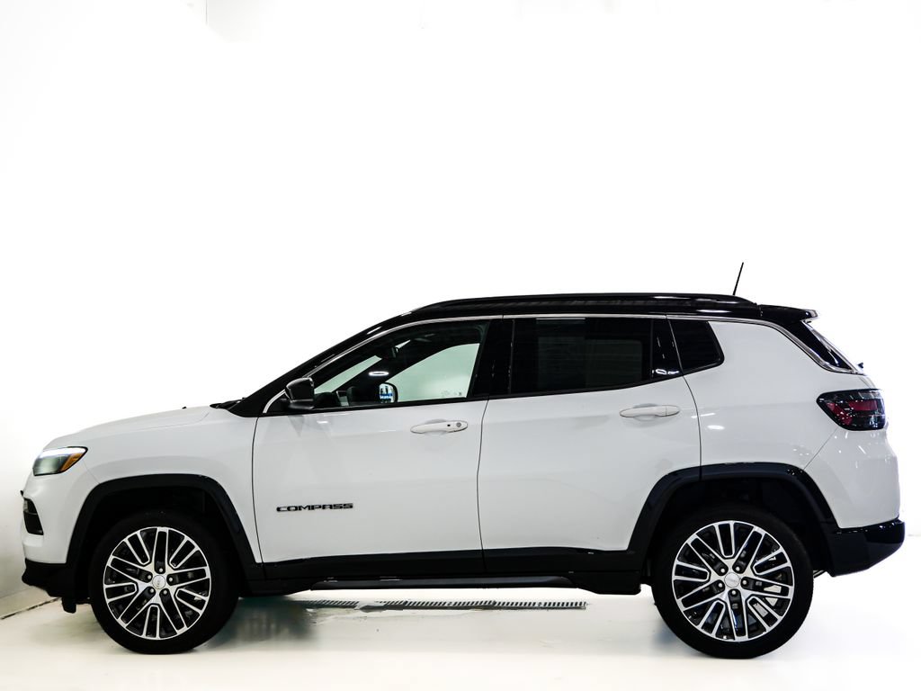 Used 2023 Jeep Compass Limited w/ Elite Group AWD/4WD image 6