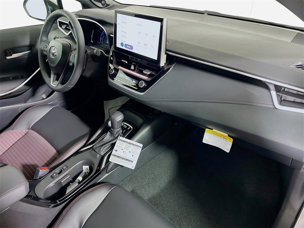 Certified 2025 Toyota Corolla XSE image 24