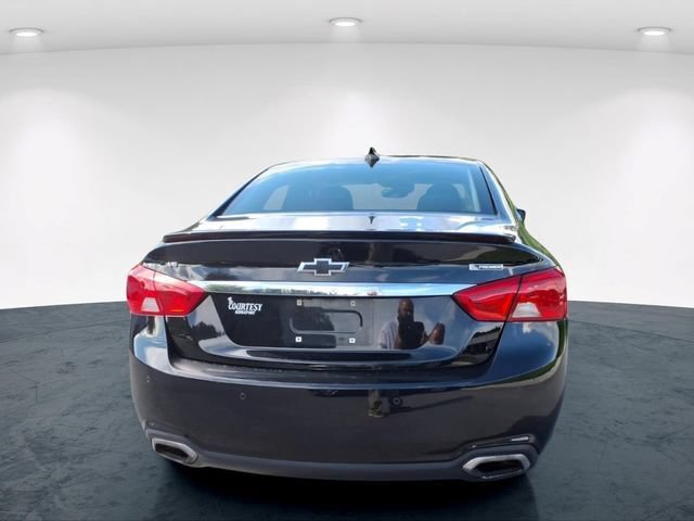 Used 2017 Chevrolet Impala Premier FWD image 14
