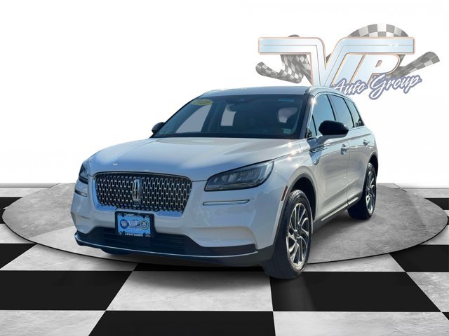 Used 2022 Lincoln Corsair AWD w/ Equipment Group 101A image 4