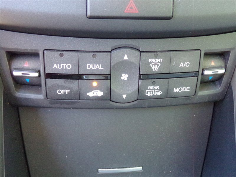 Used 2010 Acura TSX V6 Sedan FWD image 31