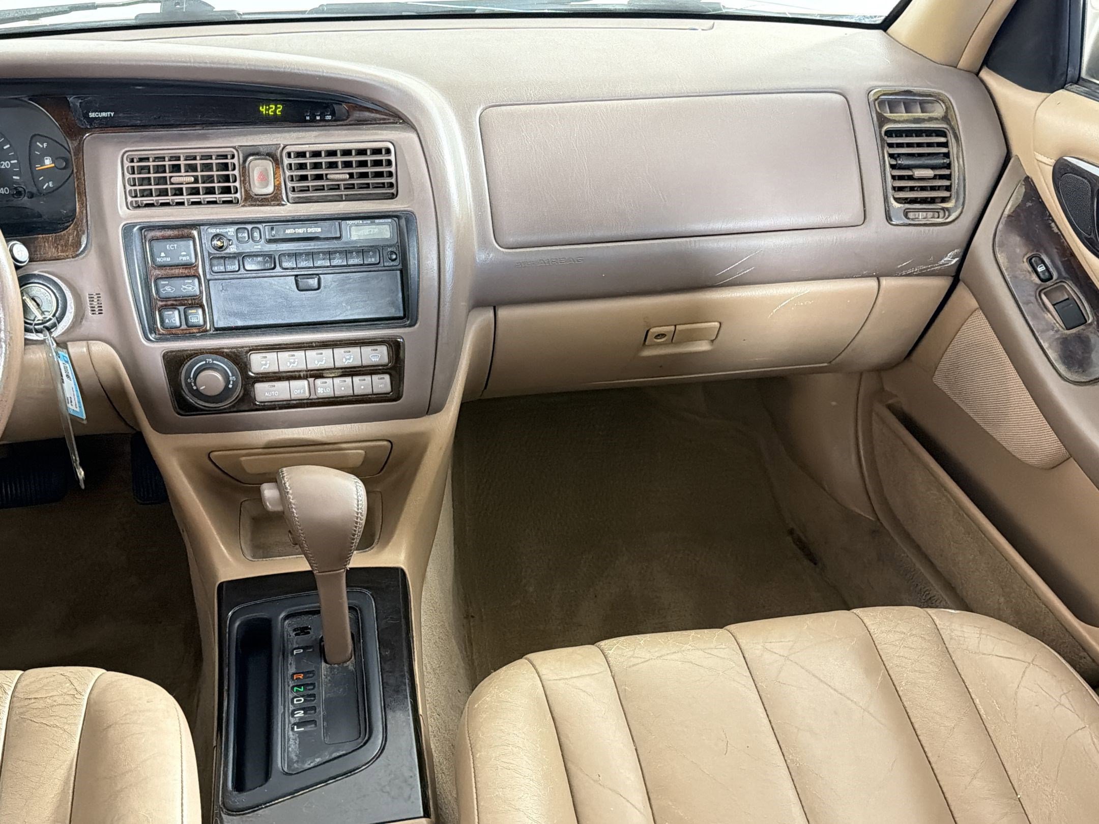 Used 1996 Toyota Avalon XL FWD image 26