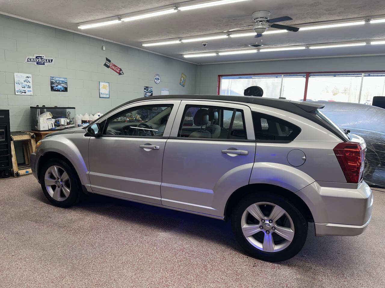 Used 2010 Dodge Caliber Mainstreet image 3