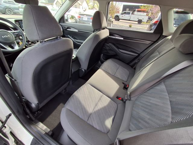 Used 2023 Kia Seltos LX AWD/4WD image 13