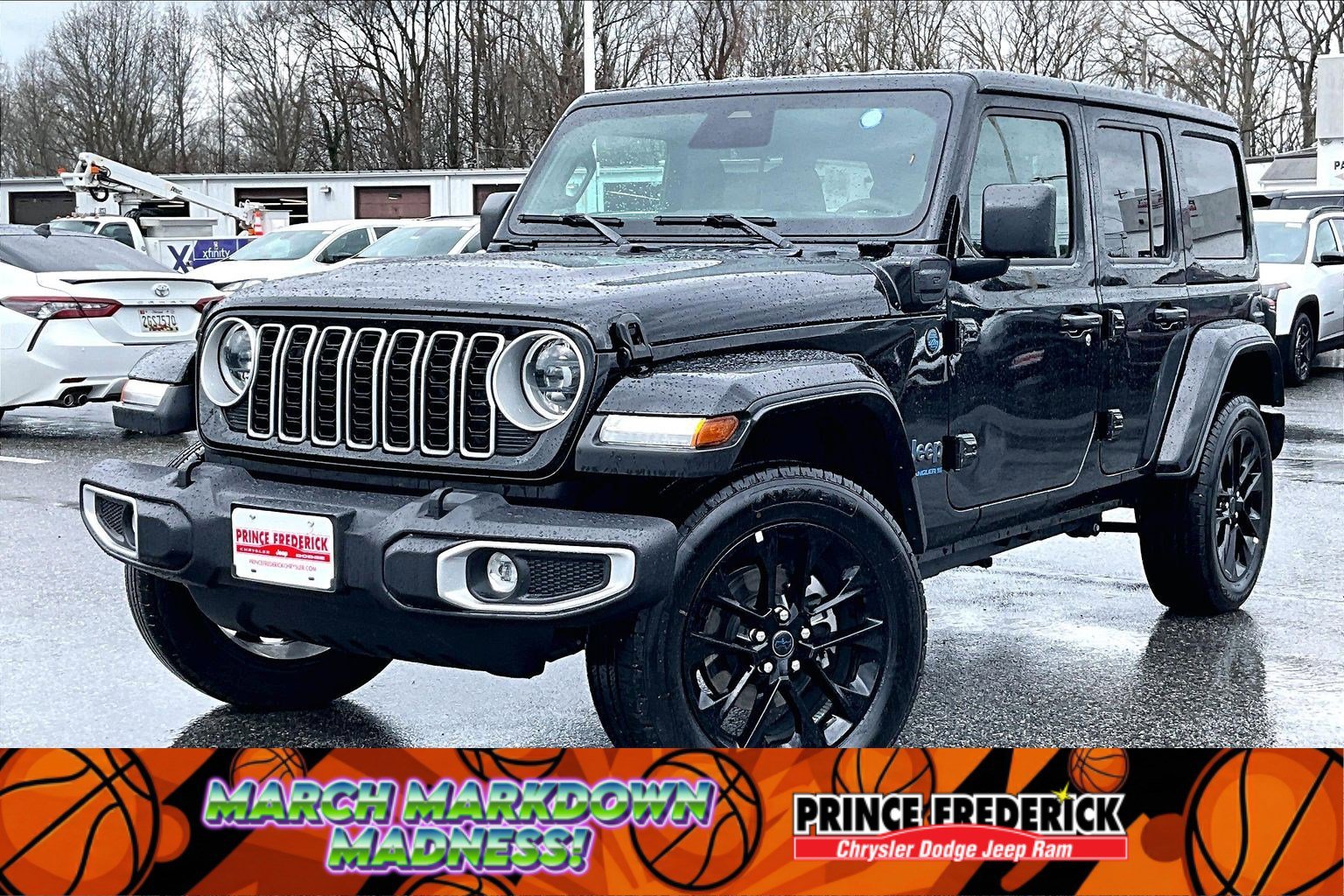 Used 2025 Jeep Wrangler Sahara w/ Safety Group image 3