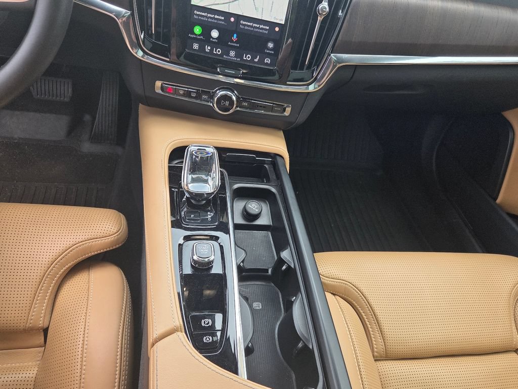 Used 2023 Volvo S90 B6 Ultimate w/ Protection Package AWD/4WD image 21