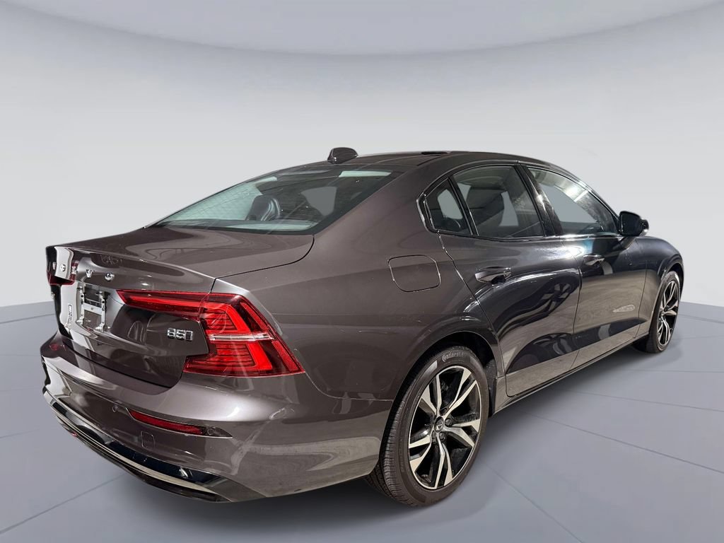 Used 2024 Volvo S60 B5 Core w/ Climate Package AWD/4WD image 4