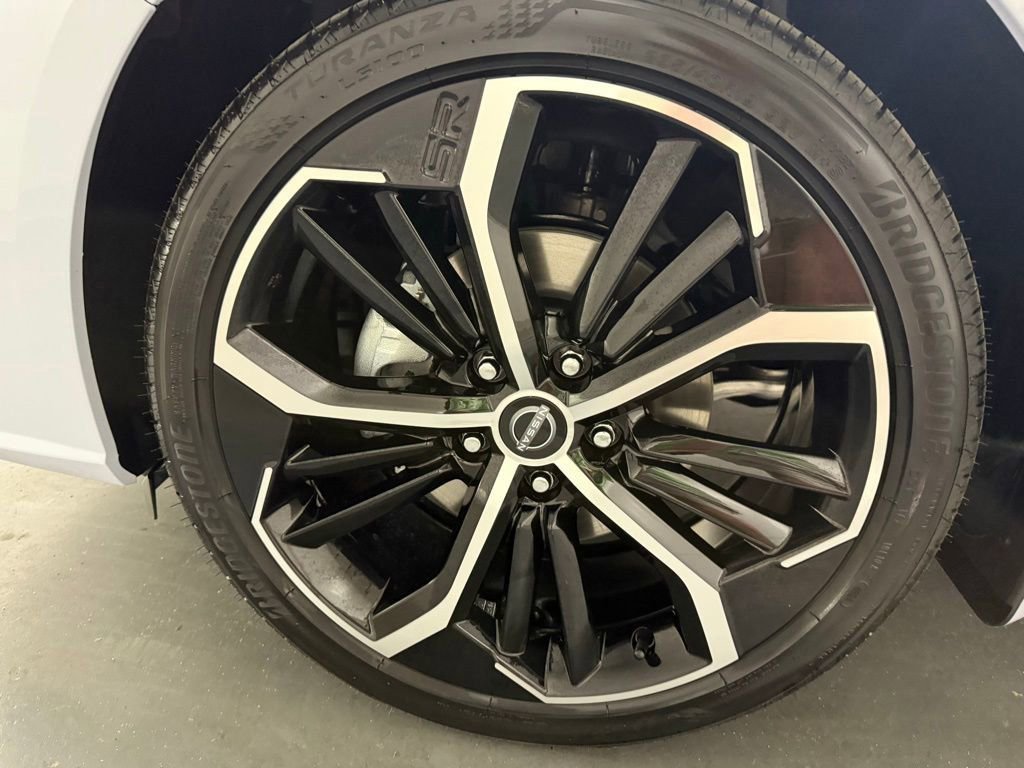 New 2025 Nissan Altima 2.5 SR image 12