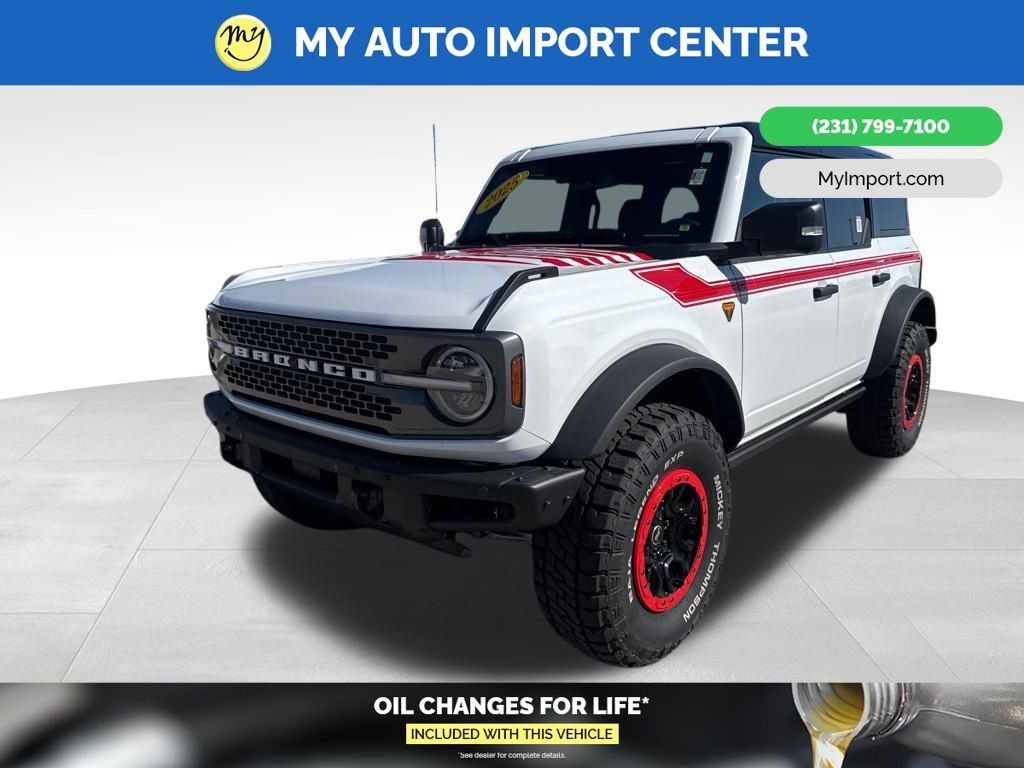 Used 2025 Ford Bronco Badlands AWD/4WD image 3