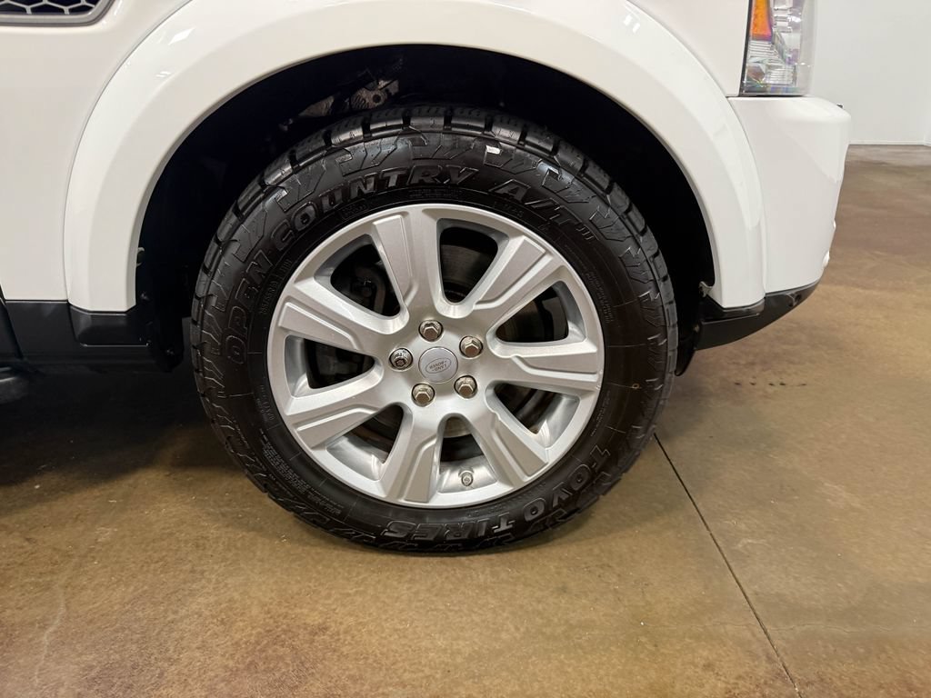 Used 2016 Land Rover LR4 HSE AWD/4WD image 92
