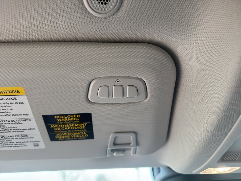 Used 2025 Ford Escape Platinum image 27