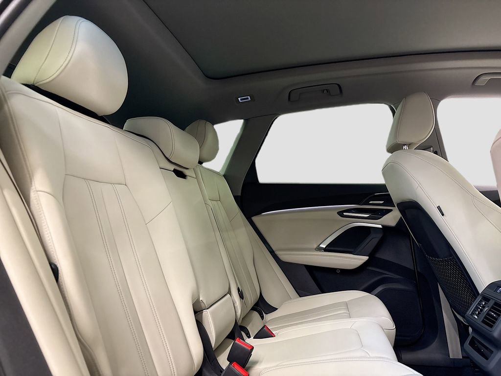 New 2025 Audi Q5 2.0T Premium Plus image 16