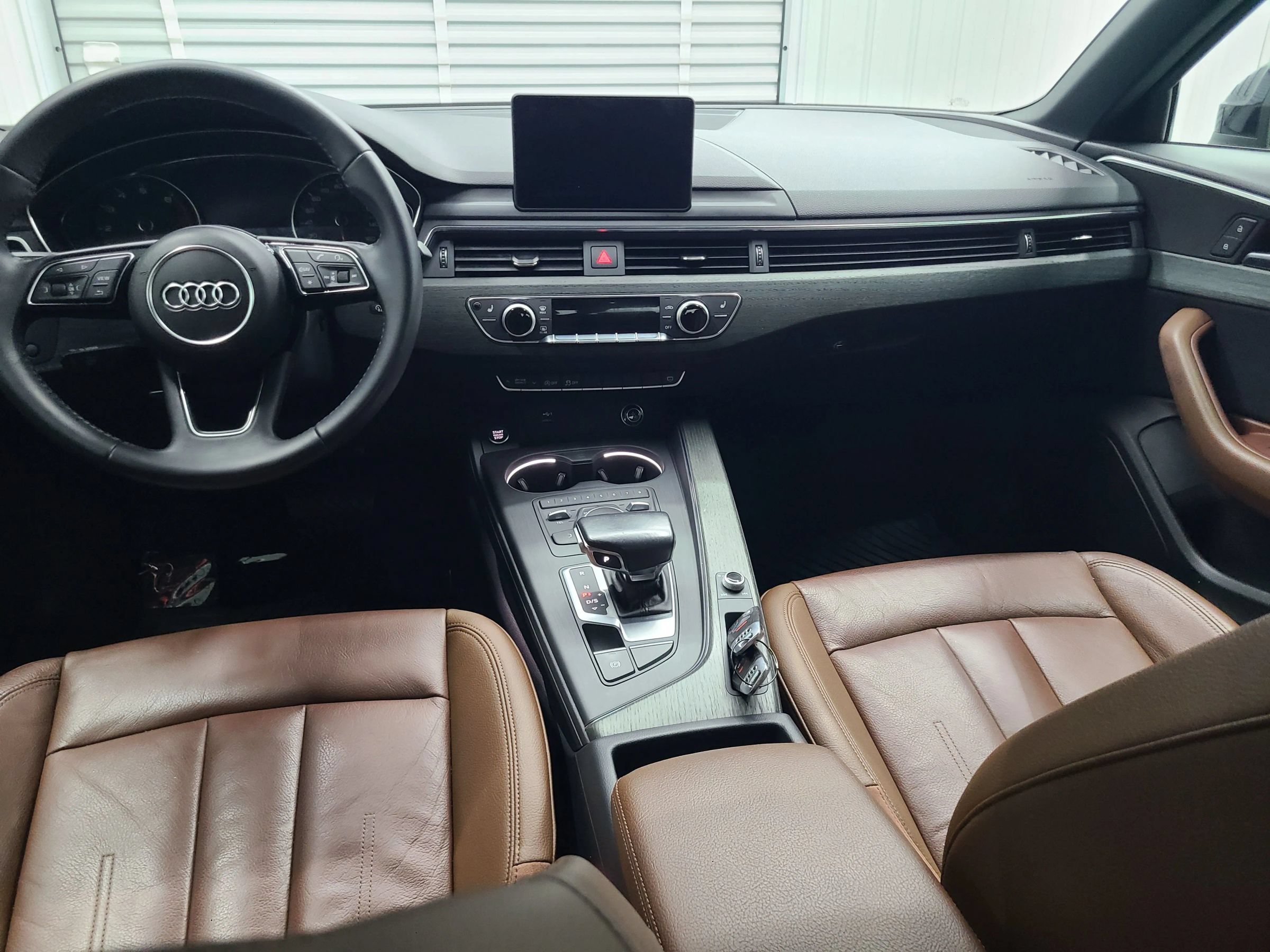 Used 2018 Audi A4 2.0T Ultra Premium w/ Convenience Package FWD image 2