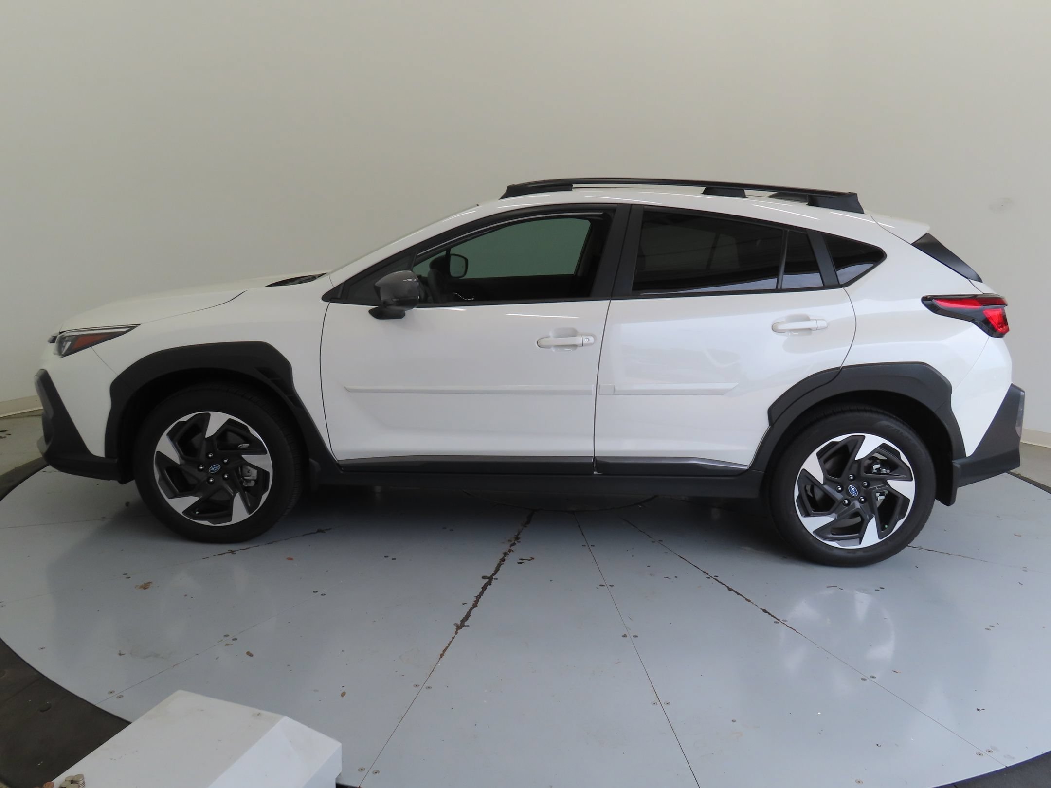 Used 2025 Subaru Crosstrek 2.5i Limited w/ Crosstrek Mirror Package AWD/4WD image 7