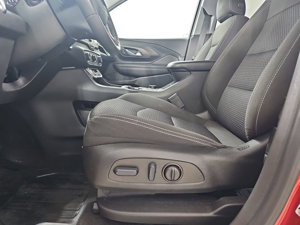 Certified 2023 GMC Terrain SLE w/ Driver Convenience Package FWD image 34