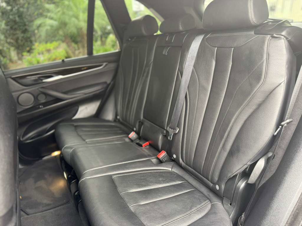 Used 2018 BMW X5 xDrive50i image 21