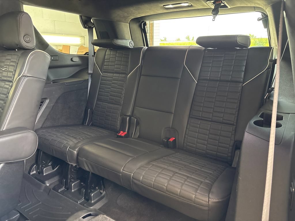 Used 2022 Cadillac Escalade Sport Platinum w/ LPO, ONYX Package AWD/4WD image 46