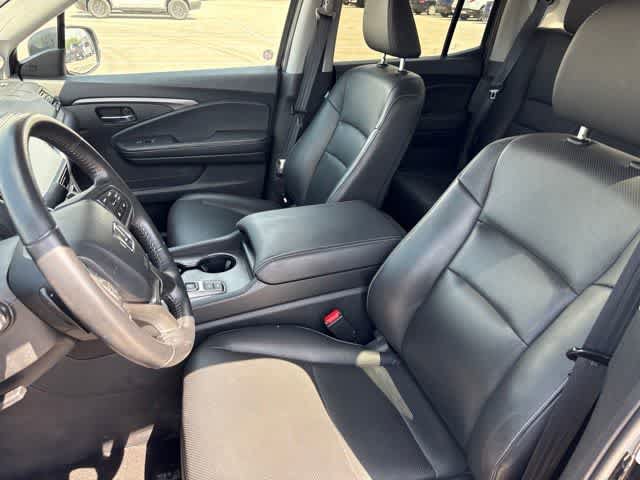 Used 2025 Honda Ridgeline RTL image 11