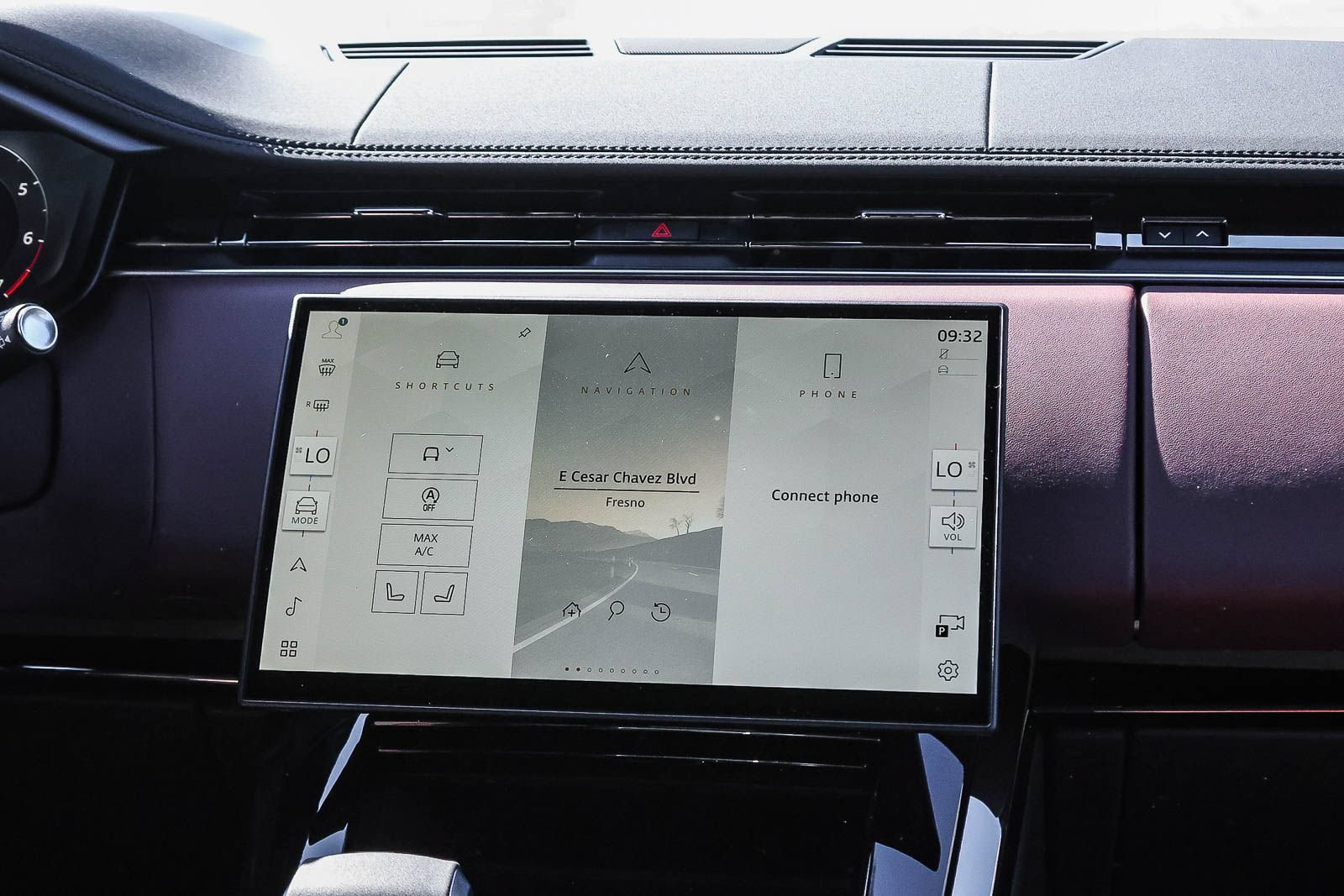New 2026 Land Rover Range Rover Sport Dynamic SE AWD/4WD image 25