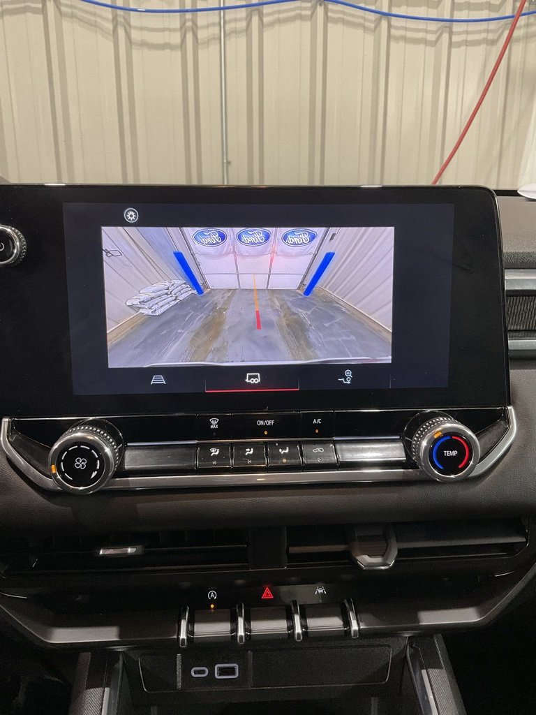 Used 2024 GMC Canyon Elevation image 18