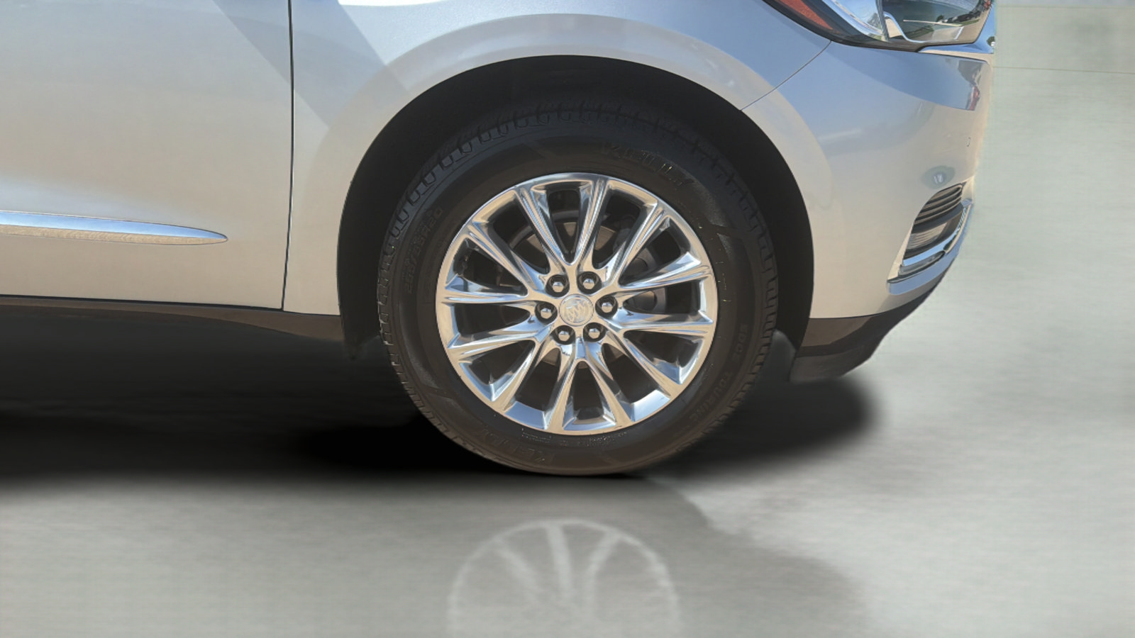 Used 2020 Buick Enclave Premium w/ Sun and Sites Package FWD image 15