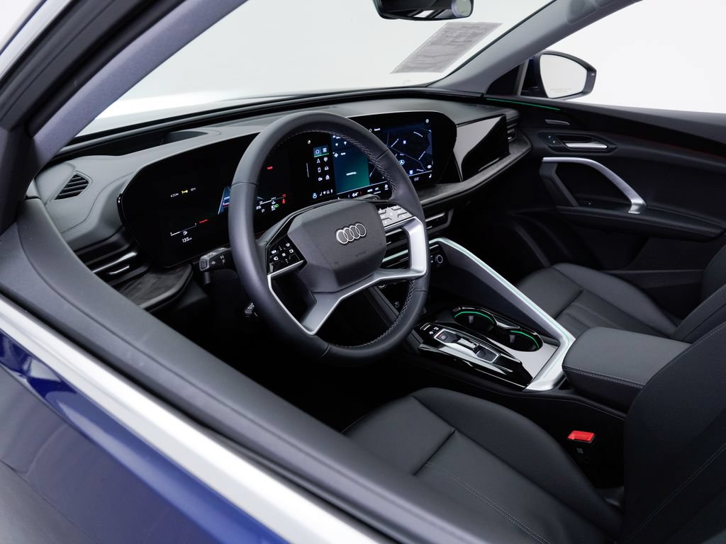 Certified 2025 Audi Q5 Premium w/ Premium Plus AWD/4WD image 5