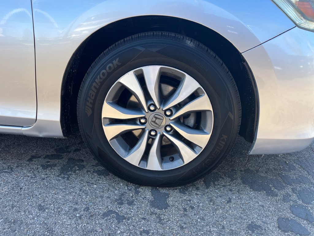 Used 2013 Honda Accord LX image 46