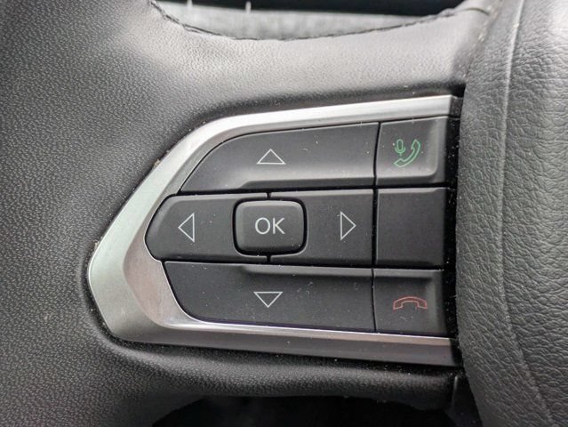 Used 2023 Jeep Compass Latitude w/ Sun and Sound Group AWD/4WD image 27