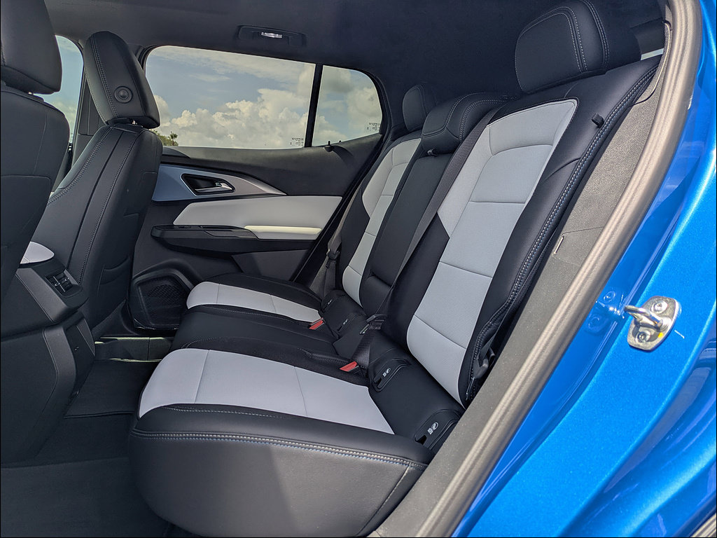 New 2026 Chevrolet Equinox EV LT AWD/4WD image 15