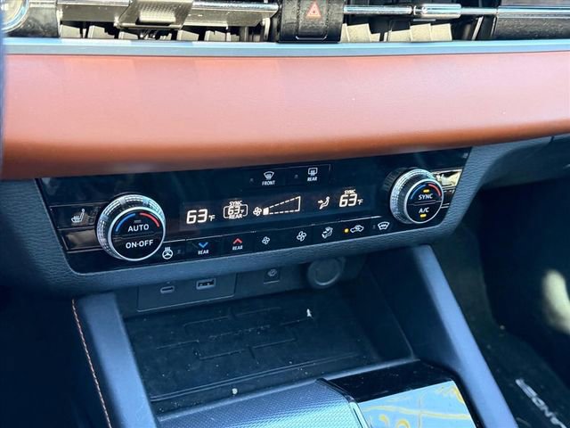 Used 2023 Mitsubishi Outlander SEL image 24