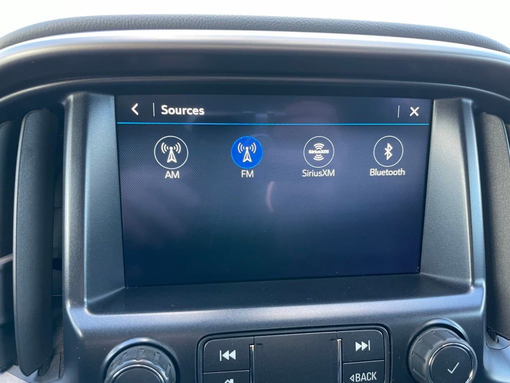 Used 2019 Chevrolet Colorado Z71 AWD/4WD image 19